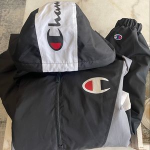 Mens XL Champion Puffer Jacket